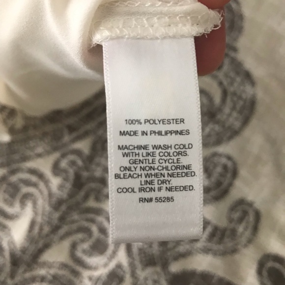 Express Ruffle Blouse Top - Picture 6 of 7